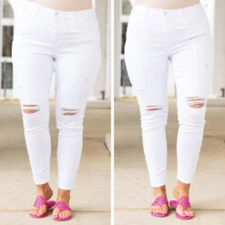 White Out Jeans, White 13 White Out Jeans, White -Beyond Basics 10 64364c30 b6af 4476 a531 ff07d17ec2bb