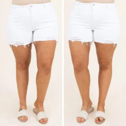 Friyay Shorts, White -Beyond Basics 11 02a12679 f637 4cb1 9f36 e3513f3ea27a