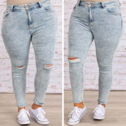 Stay Late Jeans, Light Wash 13 Stay Late Jeans, Light Wash -Beyond Basics 12 95b4fa1c dea7 4d8b ae89 10d253b7ad3a