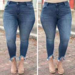 Midday Feeling Jeans, Dark Wash 13 Midday Feeling Jeans, Dark Wash -Beyond Basics 12 e45a5770 53b0 4eae a423 aefdc52aef59