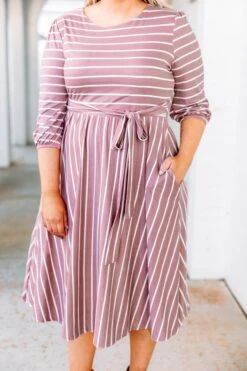 Holding Hands On The Boardwalk Dress, Mauve -Beyond Basics 1B0A8542 EDIT