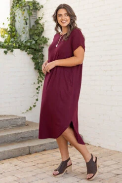 Here We Go Again Dress, Burgundy -Beyond Basics 1B7A7951