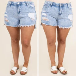 The Only One Shorts, Light Wash -Beyond Basics 23 3dfa2d57 b4dd 4a3d 95c9 45ee56041bcd
