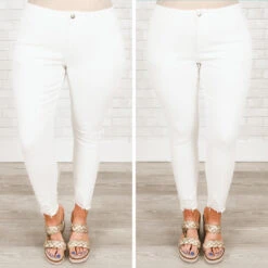 Back To The Basics Jeans, White 15 Back To The Basics Jeans, White -Beyond Basics 3 69fa5113 775b 496e 9bde e2bee5ca62ad