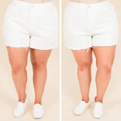 Big Moves Shorts, White -Beyond Basics 3 6be52ffa de18 45d1 bb20 406f864798b0