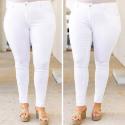 Casting Shadows Skinny Jeans, White -Beyond Basics 4 8d4f0713 6bb7 4db9 819a d742b82b1b36