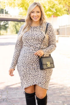 Show The Sides Dress, Taupe