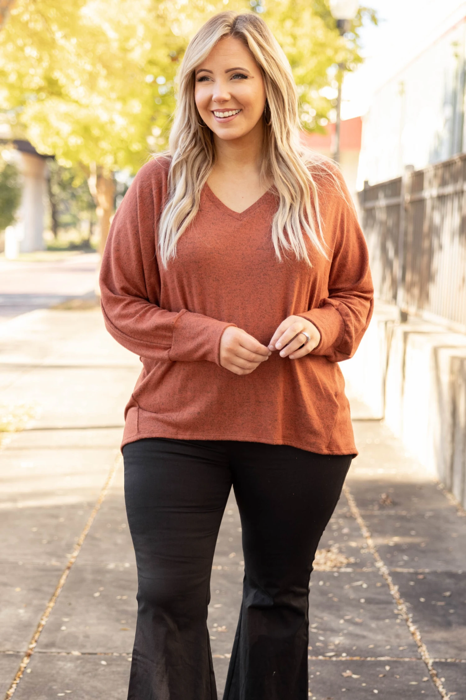 Never Feeling Lonely Top, Rust 3 Never Feeling Lonely Top, Rust