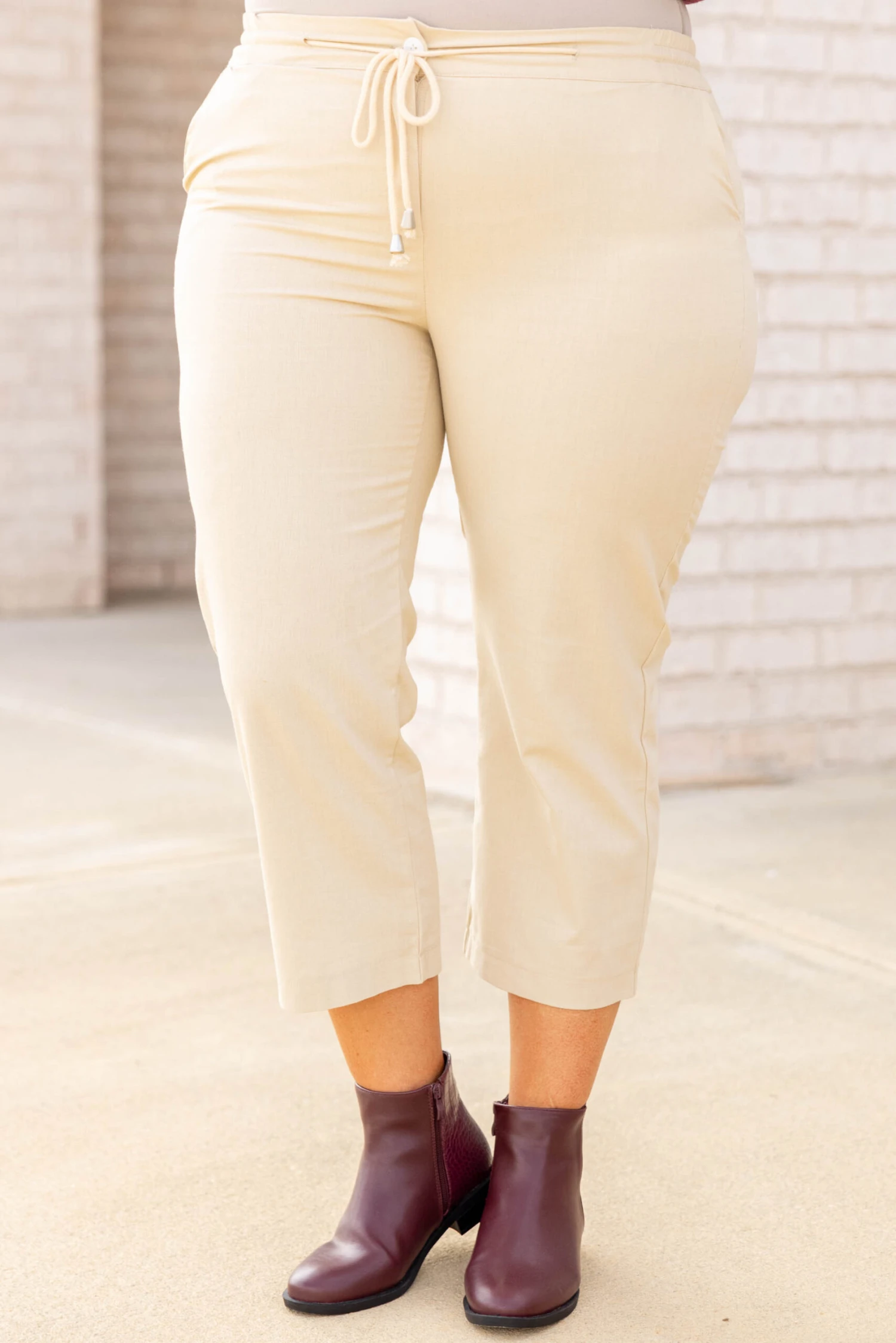 Weekends Away Capris, Light Beige 4 Weekends Away Capris, Light Beige - Image 2