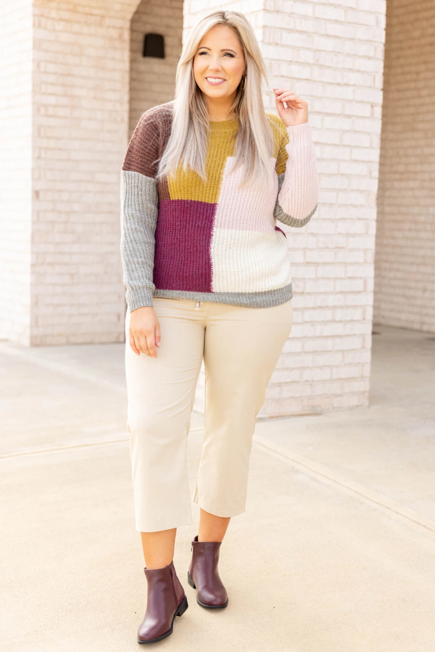 Weekends Away Capris, Light Beige 6 Weekends Away Capris, Light Beige - Image 4