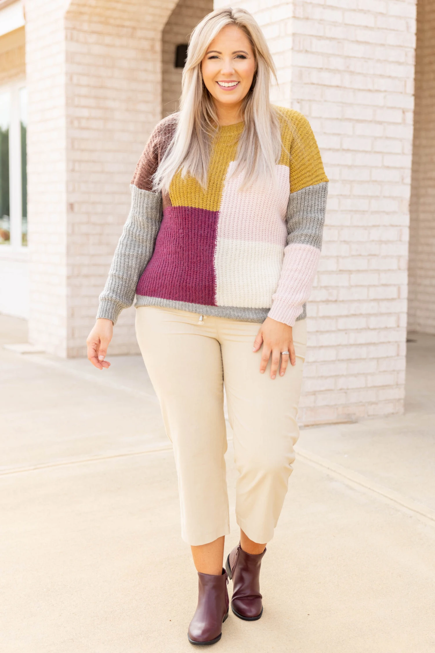 Weekends Away Capris, Light Beige 7 Weekends Away Capris, Light Beige - Image 5