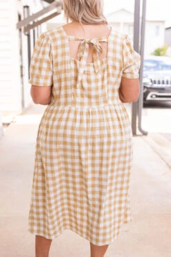 Brunch Vibes Dress, Yellow 12 Brunch Vibes Dress, Yellow -Beyond Basics 5E1A9294