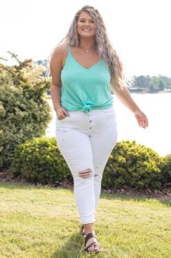 Warm From The Sun Tank, Mint -Beyond Basics 746A5323