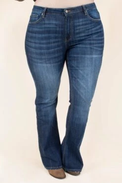 Stroll On The Boulevard Jeans, Dark Wash -Beyond Basics DSC8741 2