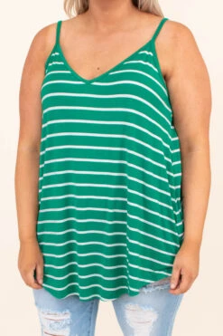 Toes In The Sand Tank, Kelly Green -Beyond Basics DSC 1152 d05f55a1 a1d0 4b0e 9726 3fd9035e2116