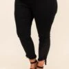 Whereabouts Unknown Skinny Jeans, Black -Beyond Basics DSC 4519 b41c9be8 04ad 42af 96c2 e7c6966ce99c