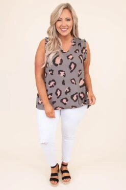 Into The Wilderness Top, Grey -Beyond Basics DSC 5252