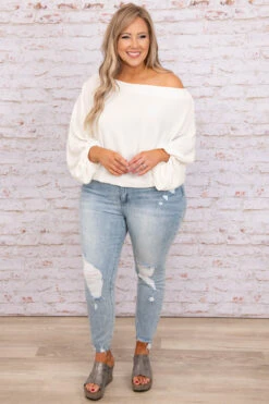 In The Know Skinny Jeans, Light Wash -Beyond Basics DSC 6014 1369267b dd5d 4503 8c67 f39a1dfc4da0