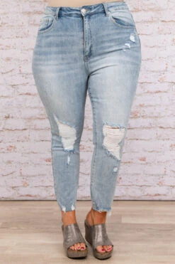 In The Know Skinny Jeans, Light Wash -Beyond Basics DSC 6018 bae58bdd de81 43ef 9eea e3808f99898c