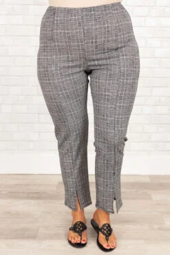 Easy To Miss Me Pants, Black-White -Beyond Basics EasyToMissMePants Black White 0044