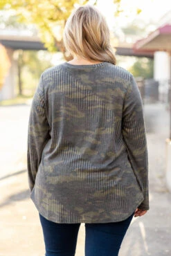 Endless Daydreams Top, Army -Beyond Basics EndlessDaydreamsTop Army 0967