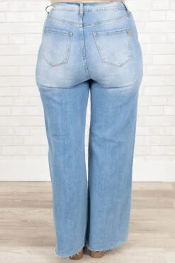 Exploring New Cities Jeans, Light Wash 12 Exploring New Cities Jeans, Light Wash -Beyond Basics ExploringNewCitiesJeans LightWash 0007