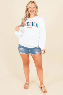 For Freedom Sweatshirt, White -Beyond Basics ForFreedomSweatshirt White 3