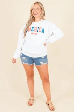 For Freedom Sweatshirt, White -Beyond Basics ForFreedomSweatshirt White 4