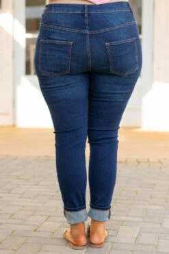 Loving Every Second Jeans, Dark Wash -Beyond Basics HeardARumorJeans DarkWash 0383