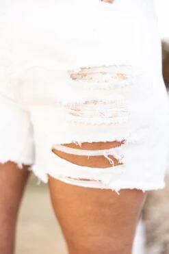 Infinite Heart Shorts, Off White 9 Infinite Heart Shorts, Off White -Beyond Basics InfiniteHeartShorts OffWhite 3