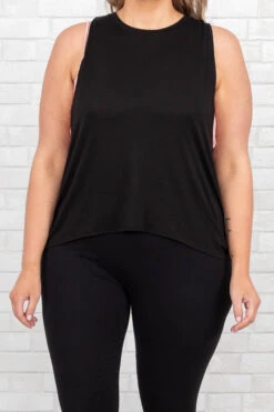 Keep Grooving Tank, Black -Beyond Basics KeepGroovingTank Black 2