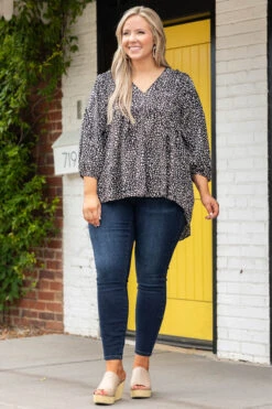 Lose Your Breath Top, Black -Beyond Basics LoseYourBreathTop Black