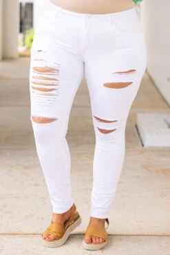 Lovely Memories Jeans, White 10 Lovely Memories Jeans, White -Beyond Basics LovelyMemoriesJeans White 2