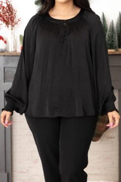 My Heart Awaits Top, Black -Beyond Basics MyHeartAwaitsTop Black 0498