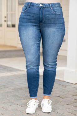 Run Run Runaway Jeans, Medium Wash -Beyond Basics RunRunRunawayJeans MediumWash 9132