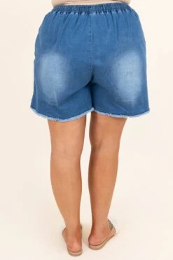 Sun Queen Shorts, Medium Wash -Beyond Basics SunQueenShorts MediumWash 0015
