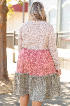 Surrounded By Flowers Dress, White -Beyond Basics SurroundedByFlowersDress White 0493