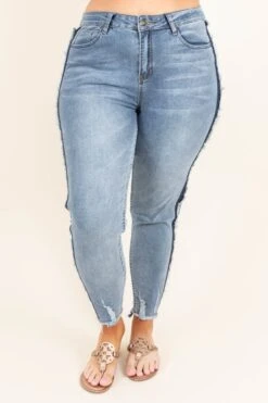 Tell Me Something I Don't Know Skinny Jeans, Light Wash -Beyond Basics TellMeSomethingIDon tKnowSkinnyJeans LightWash 3