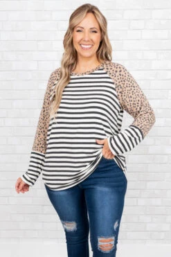 Two Of Me Top, Ivory-Charcoal