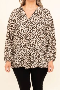 Valet Please Top, Taupe 11 Valet Please Top, Taupe -Beyond Basics ValetPleaseTop Taupe 8847